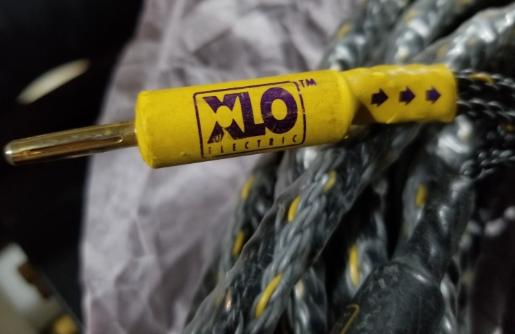 XLO ELECTRIC  BLACK YELLOW GREY SPEAKER CABLE