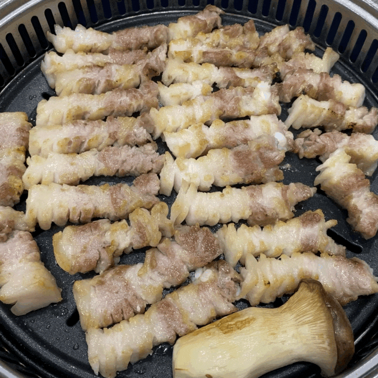  [진천동맛집]제일 맛있는 온도에서 직접 구워주는 돼지만 왕소금구이 진천점