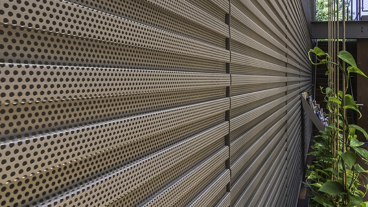  [재료 / 스틸 / 외장재] Perforated Wall Panels | Pure + FreeForm