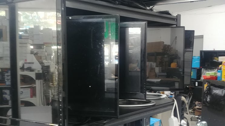  익산 중고 신품 게임용 TV 모니터판매 24인치 27인치 32인치 모니터 판매 CCTV 60HZ 부터  144HZ 까지 판매 임대 모두 가능합니다.