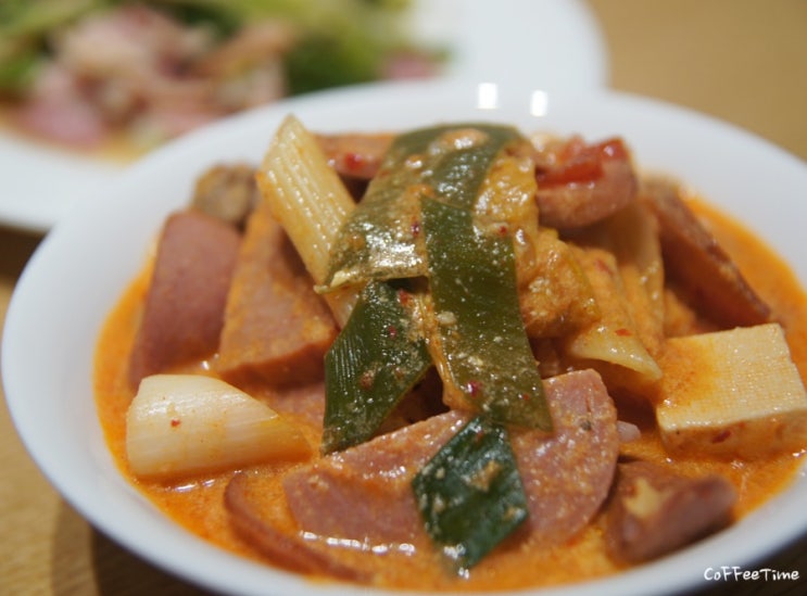  이색적인 압구정 로데오 맛집