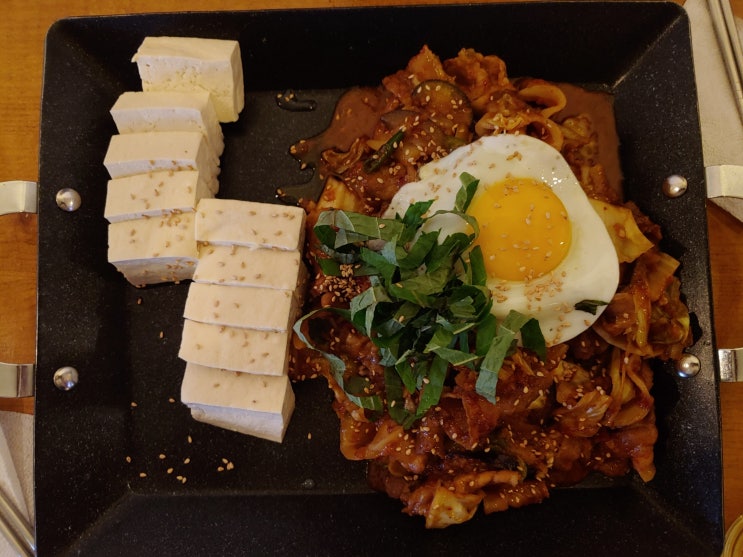  저녁은 가볍게 맥주로 구야네 술가게에서