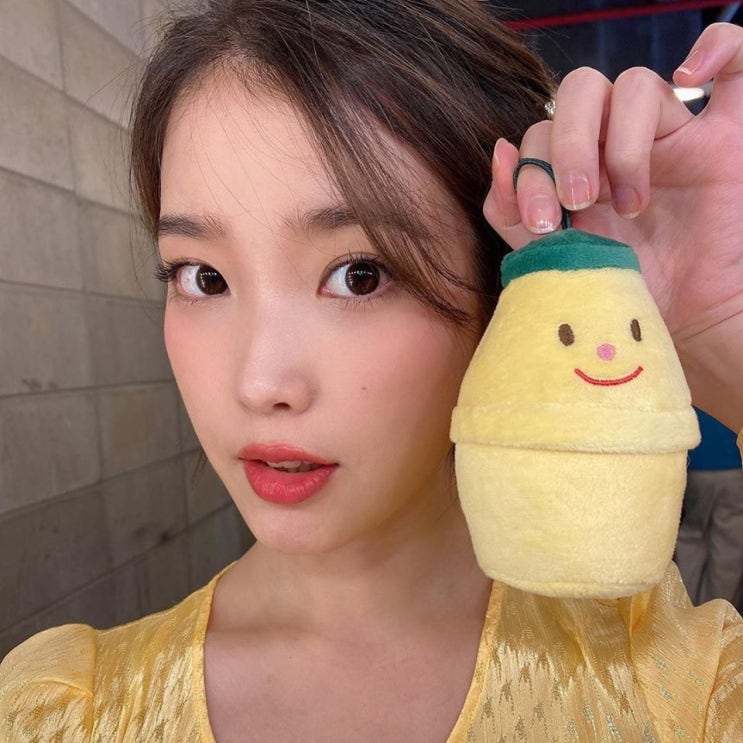  아이유 바나나맛 우유 모델