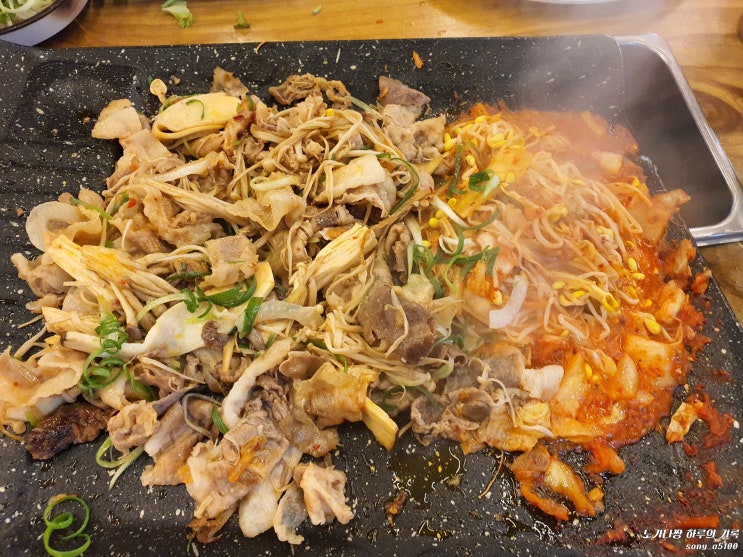  대박집 대패삼겹살 경주 동천점