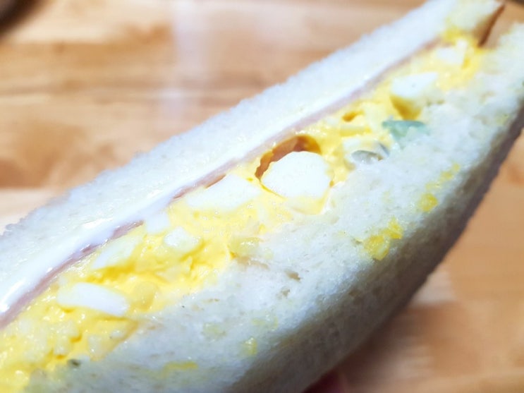  파리바게트 애그샌드위치 맛있어요