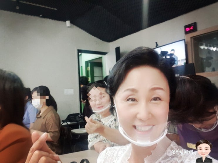  마스크 필수착용후 더워지죠