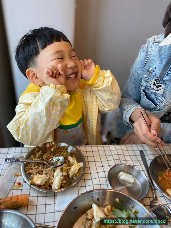  건강한 아이 주도 식사로 올바른 유아 식습관 길러주기와 행동 지도 방법
