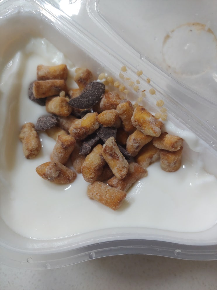  유치원 간식으로 많이 먹는 요플레 토핑