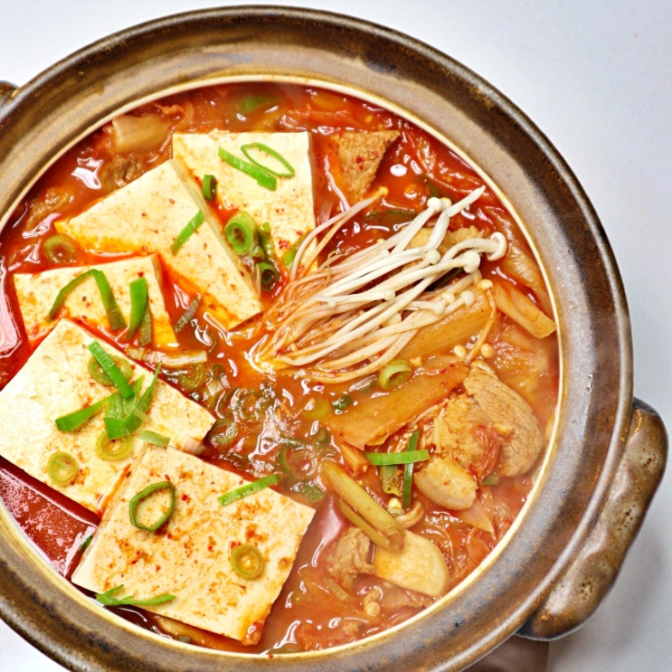  돼지고기 듬뿍, 맛깔스럽게 만들어 볼까요?