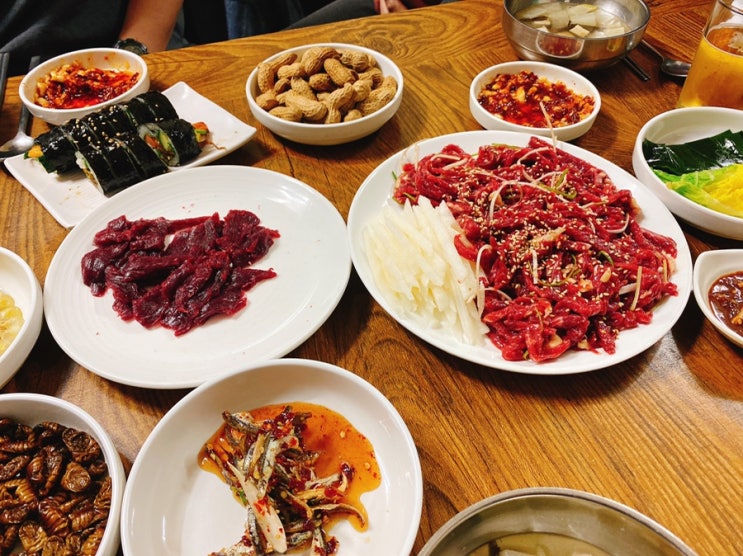  대구 수성구청역 근처 생고기 육회 맛집 송림생고기 메뉴 가격 추천드려요 :-)