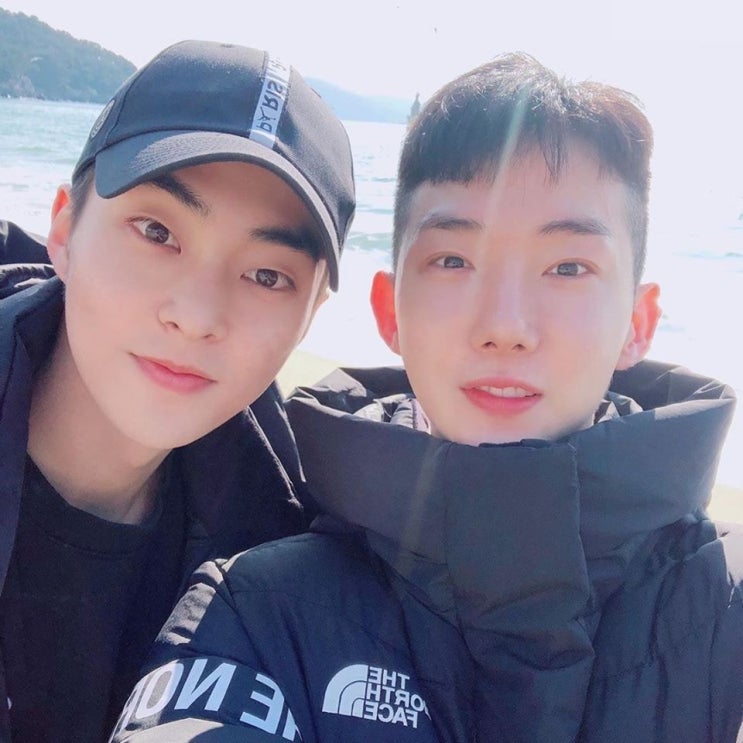 조권 인스타 올라온 군뮤지컬 귀환 멤버들 조권 인스타 올라온 군뮤지컬 귀환 멤버들