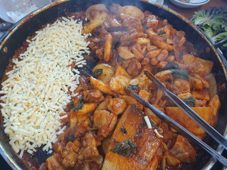  닭갈비에는 볶음밥까지 있어야 금상천화죠!