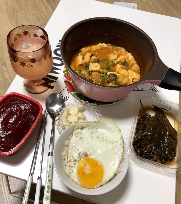  자취러들의 한줄의 빛 & 간편한 "고깃집 된장찌개소스"