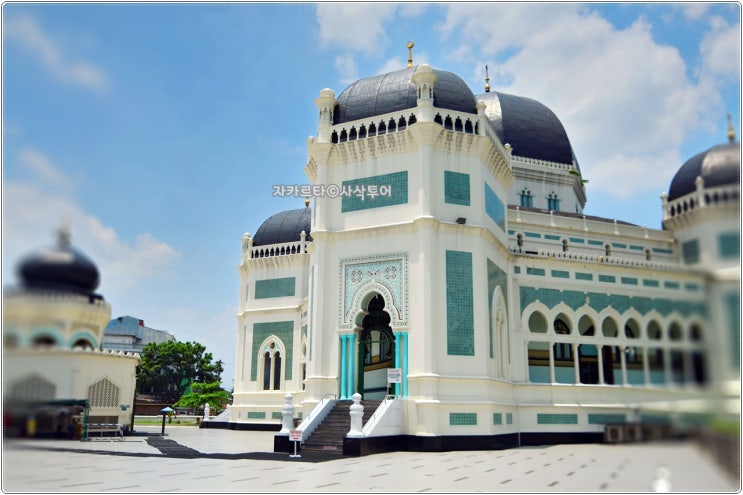  메단 이슬람 사원 (Masjid Raya AL Mashun)