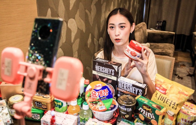 중국 내 한국식품 수출 늘어, 한국식품과 함께하는 슬기로운 집콕생활 1억 4000명 시청