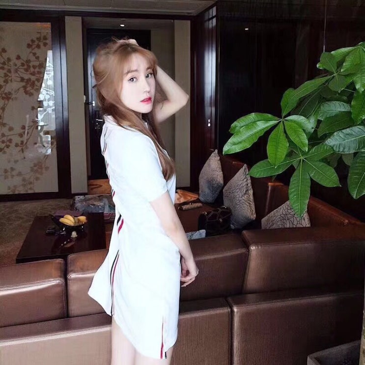  톰브라운 에이라인 폴로 원피스