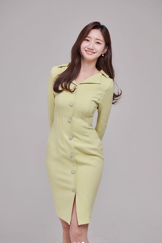 2020 LCK 서머 신입 아나운서 윤수빈을 소개합니다...♥그녀의 A to Z