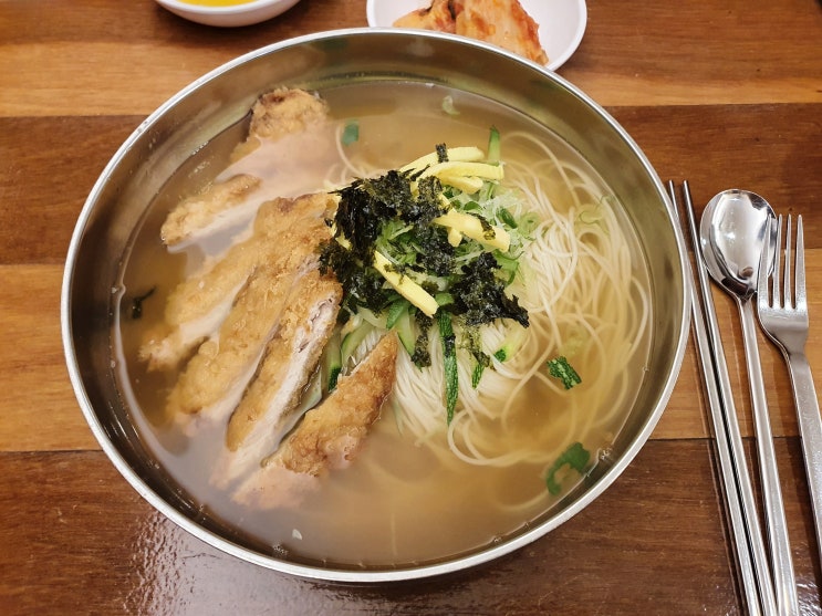  옛날 왕돈까스와 잔치국수가 맛있는 이영자 맛집,  돈까스잔치
