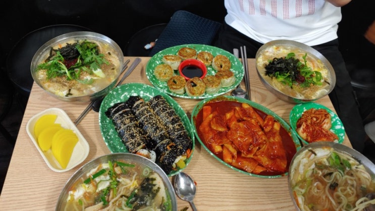 영도 백설대학 분식집 영도 백설대학 분식집