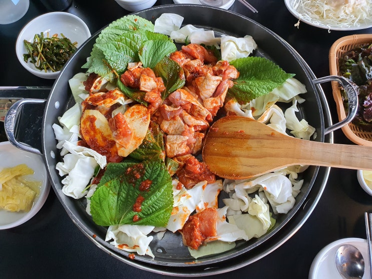  닭갈비로 미슐랭에 오른 용산 맛집,  오근내 닭갈비 2호점