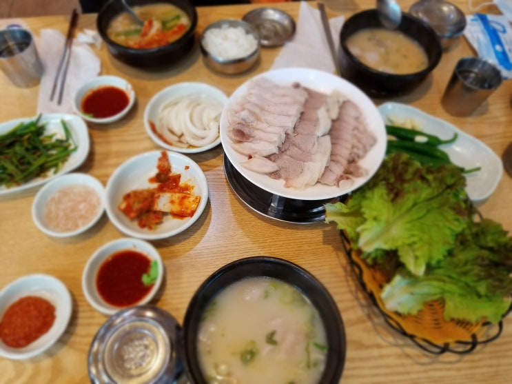  부산맛집 부산돼지국밥맛집 대연동맛집 부산꼭가야할곳인 "쌍둥이돼지국밥" (내돈내먹)