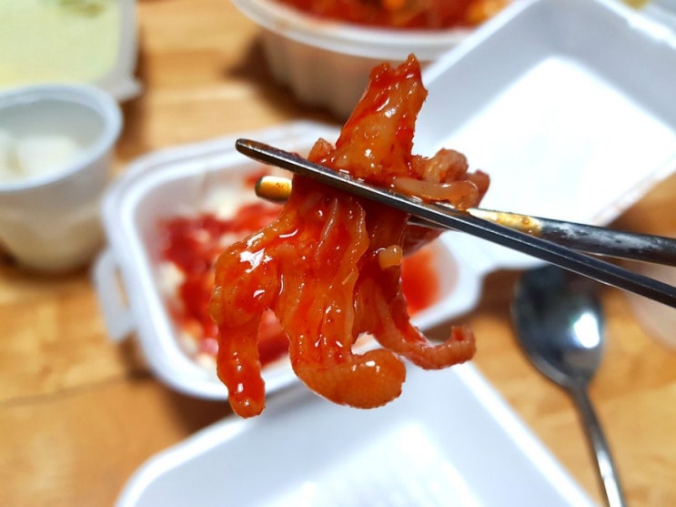  매콤~한 국물닭발이 먹고 싶다면 공룡닭발 강추해요