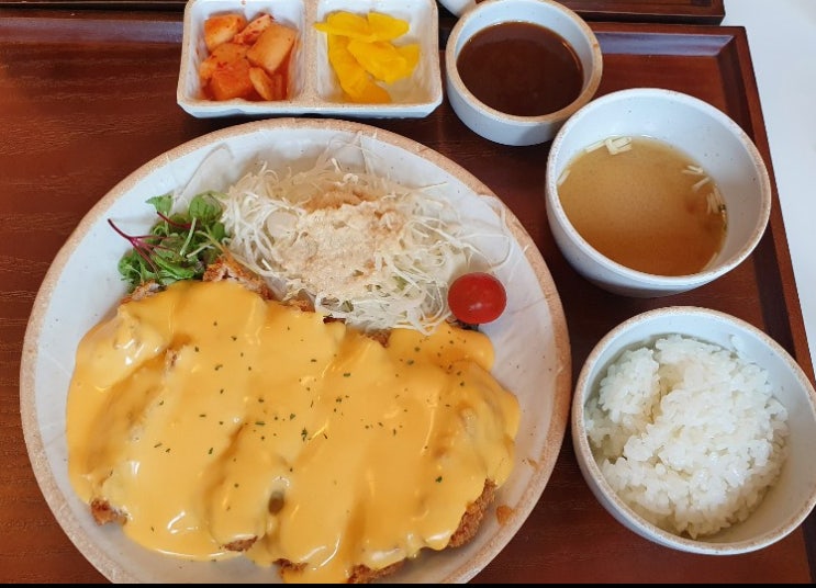  [성수/성수동] 뚝섬역 대표 돈까스(돈카츠) 맛집 오레노카츠! 수제 카레돈카츠, 체다크림치즈돈카츠, 비빔돈카츠, 매콤돈카츠 원없이 먹고오다.
