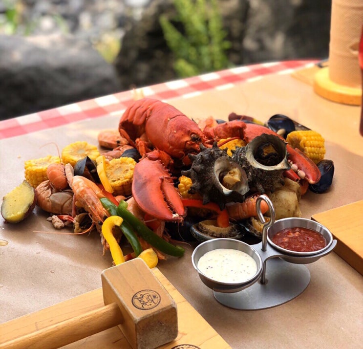  제주 크랩잭(Crab Jack) - 제주도 애월 바다 앞에서 맛보는 랍스터 해산물 망치찜 맛집
