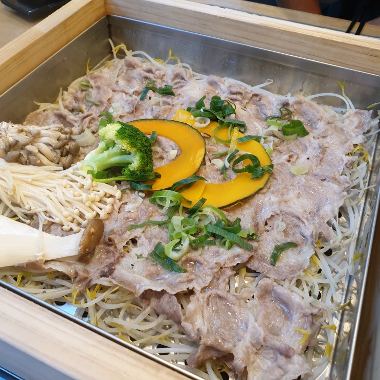  대구 용산동 맛집 "도토리편백집" 이베리코돼지찜/샤브샤브/떡볶이