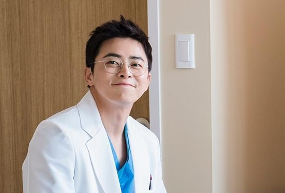 드라마 영화 애드립의 신 조정석 드라마 영화 애드립의 신 조정석