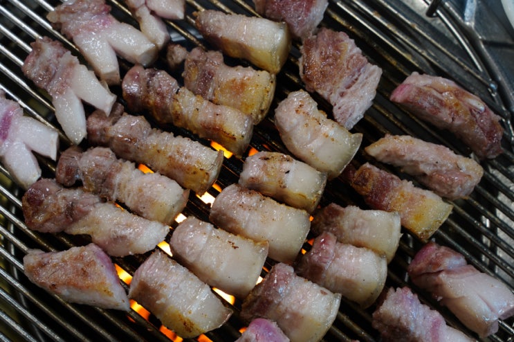  제주여행가서 꼭 ! 맛 봐야할 함덕해수욕장맛집   " 흑돈사 "