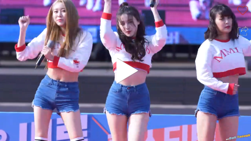 모모랜드 뿜뿜 영상