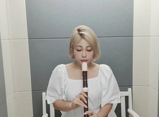  찬송곡집-주의손에나의손을포개고(Alto solo)