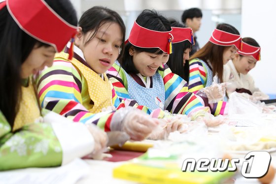 결혼이민 배우자 건강보험 피부양자 자격 자동으로 바뀐다