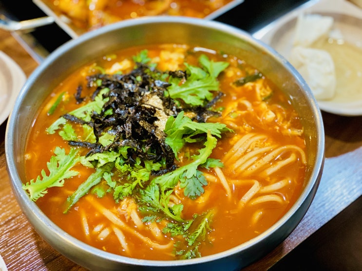  [세종맛집] 쭈꾸미 볶음과 칼국수,콩국수가 맛있는 '공주칼국수쭈꾸미구이 세종본점'