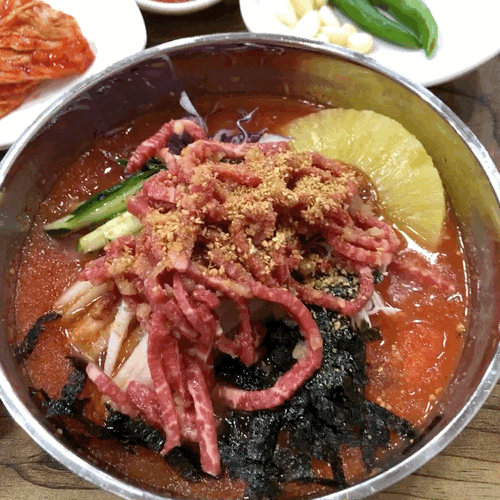  부전 소머리곰탕 / 시원칼칼한 육회물회 해장으로 딱!