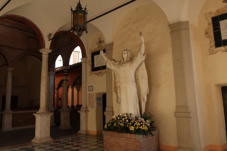 #103. 시에나의 성녀 카타리나의 집(Casa di Santa Caterina)