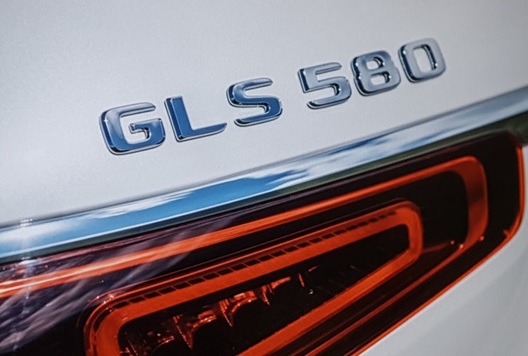  벤츠 gls 580, 400d 드디어 출시되었습니다.