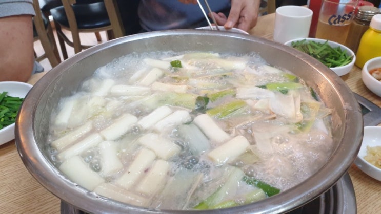  성수역 4번출구 성수 닭한마리, 진심 혜자 인정!(내돈내뷰)
