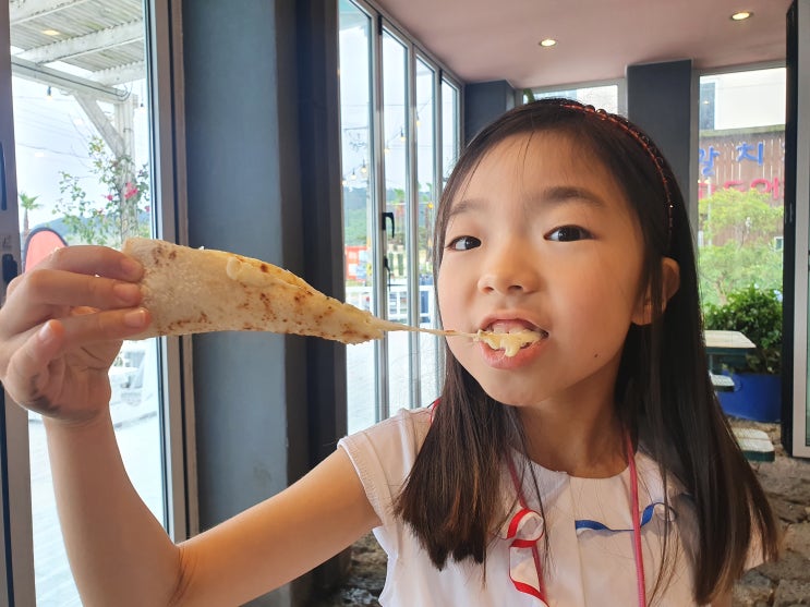 함덕피자 함덕노른자 화덕피자와 목살돈까스 맛있음 함덕피자 함덕노른자 화덕피자와 목살돈까스 맛있음
