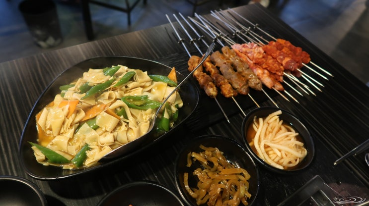  더운 여름날씨 맥주한잔 시원하게 먹고싶을때 인계동양꼬치  33양꼬치 인계점 먹방