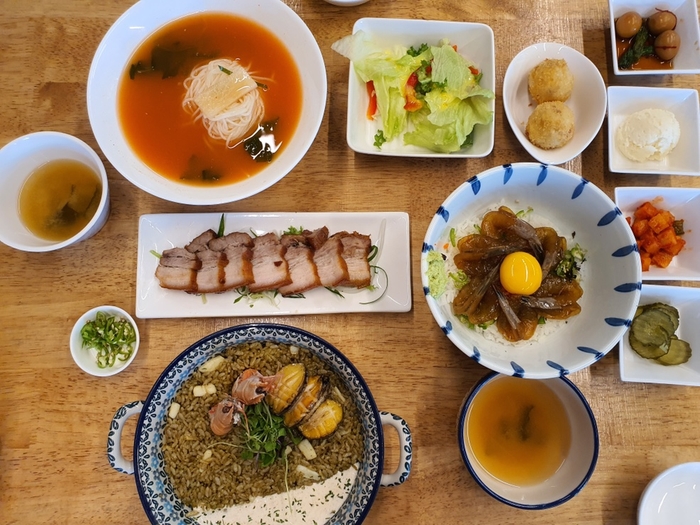  제주도 서귀포 중문 맛집 '오전 열한시'