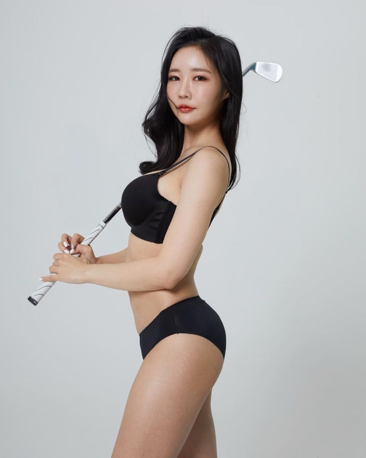 비키니 몸매 공개한 최민채 헤드프로 움짤 인스타그램