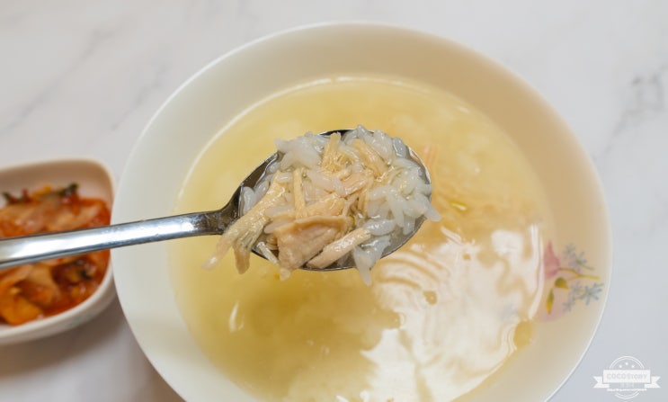  동원 양반 진국 닭곰탕! 기름기 없는 육수가 깔끔해서 좋아~