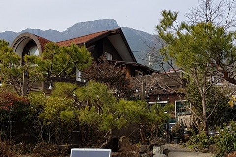 그리운티하우스 이미지