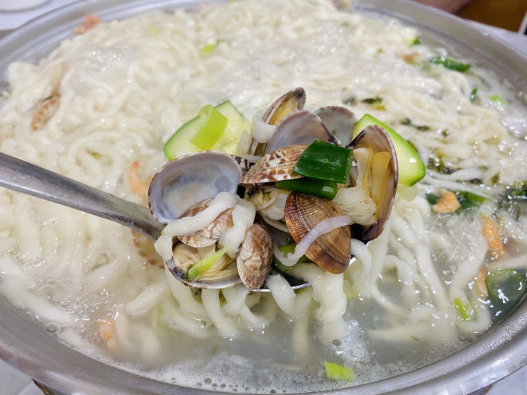  [고창 맛집] 시원한 바지락 요리 전문점 바지락칼국수가 맛있는 '바지라기'