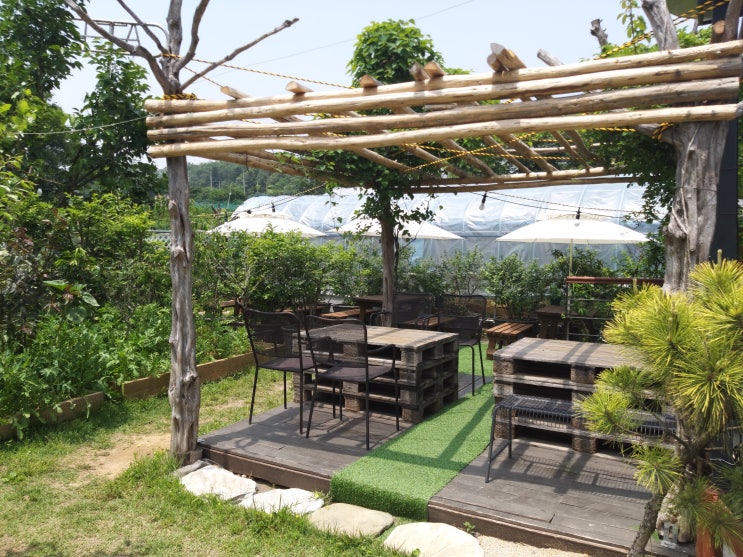 하남 춘궁 저수지 인근 정원 있는 카페-hmm 카페