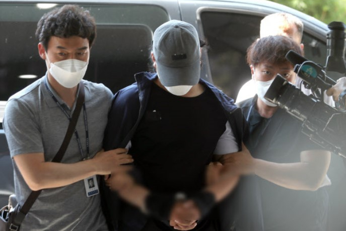 창녕 친모 검찰 송치"거짓말해 순간 흥분…아이에 미안" ..학대 일부 부인 창녕 친모 검찰 송치"거짓말해 순간 흥분…아이에 미안" ..학대 일부 부인