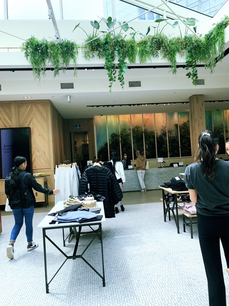  Metrotown_Aritzia