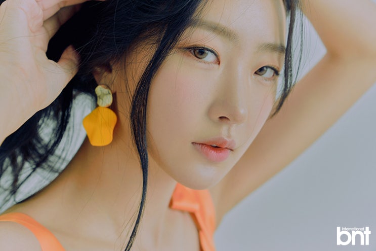 달수빈 "올누드 앨범 재킷? 달수빈 "올누드 앨범 재킷?